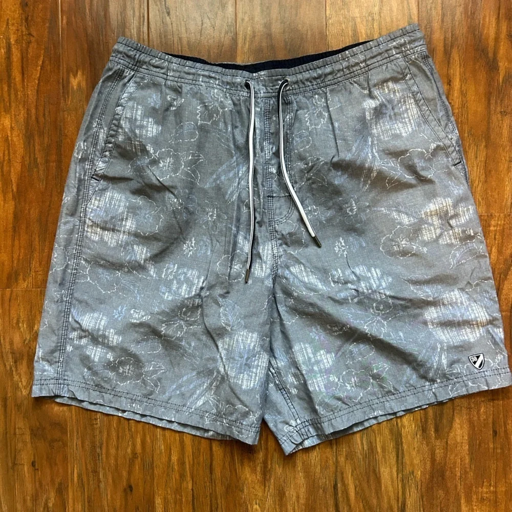 Men’s Swim Trunks With Adjustable Waist Size Large Palm Print Beach Pool